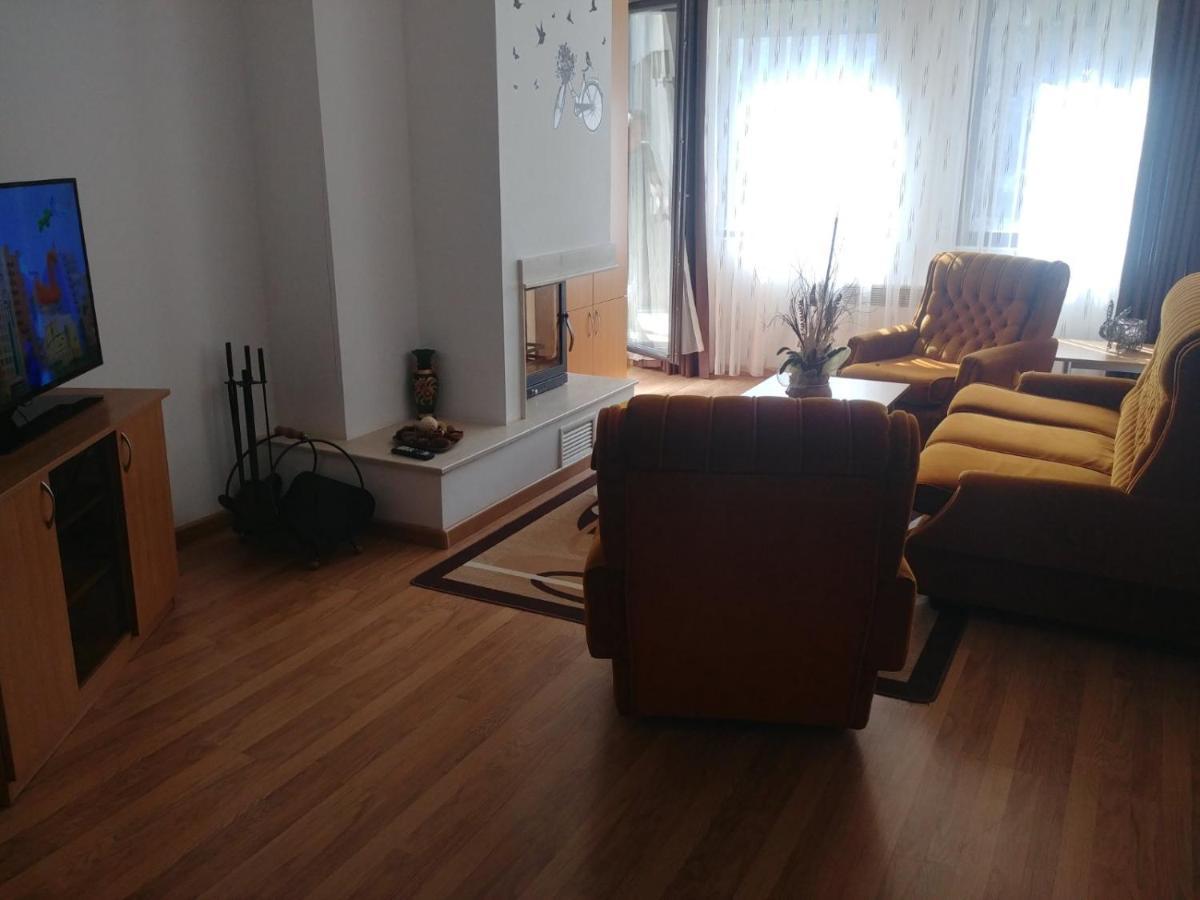 Apartment "Moni" Пампорово Екстер'єр фото